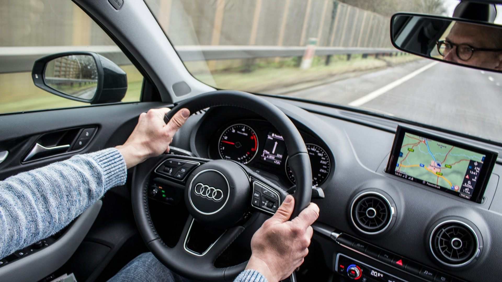 Hoe toekomstige leerlingen rijopleidingen online vergelijken